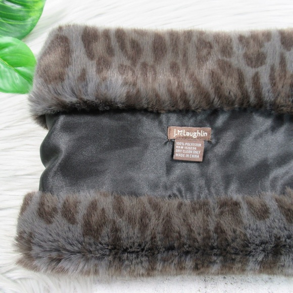 J. McLaughlin Faux Fur Snow Leopard Snood Neck Warmer Women’s One Size - Picture 9 of 12